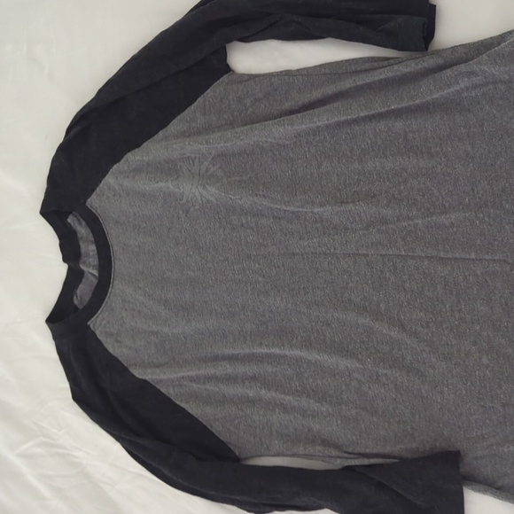 J!NX Witcher 3 School of the Wolf Raglan Tee - Picture 1 of 4